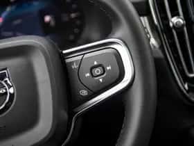 Volvo EX40 thumbnail 22