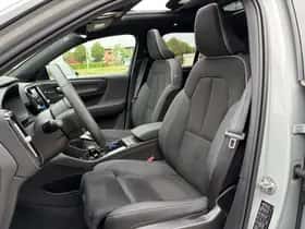 Volvo EX40 thumbnail 14