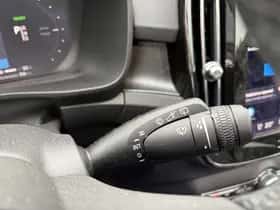 Volvo EX40 thumbnail 25