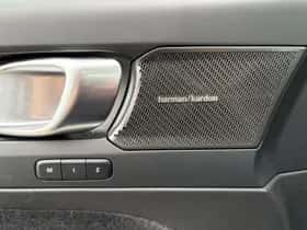 Volvo EX40 thumbnail 28
