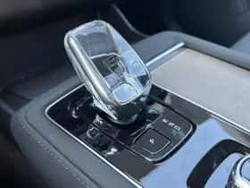 Volvo XC90 thumbnail 25