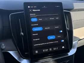 Volvo XC90 thumbnail 33