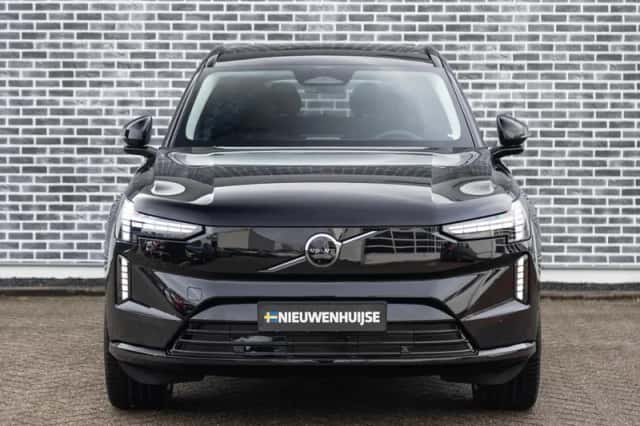 Volvo EX90 (2026) thumbnail 4