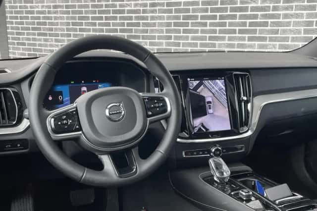 Volvo V60 (2026) thumbnail 2