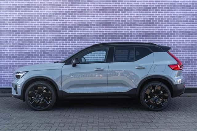 Volvo EX40 (2026) thumbnail 4
