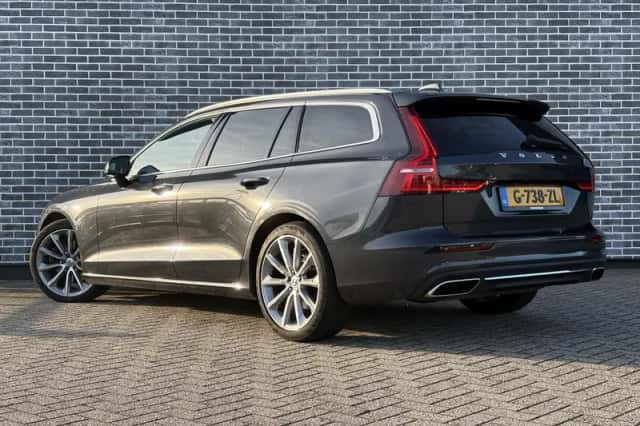 Volvo V60 (2020) thumbnail 5