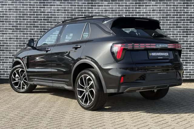 Lynk & Co 01 (2025) thumbnail 5
