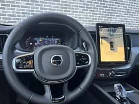 Volvo XC60 thumbnail 2