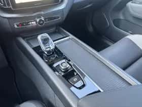 Volvo XC60 thumbnail 10