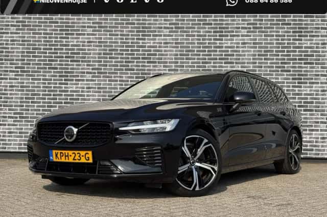 Volvo V60 (2022) thumbnail 1