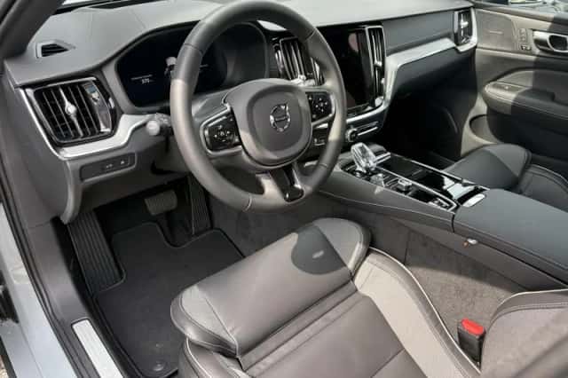 Volvo V60 (2026) thumbnail 2