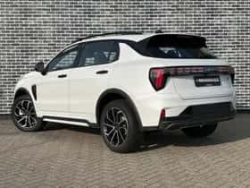 Lynk & Co 01 thumbnail 5