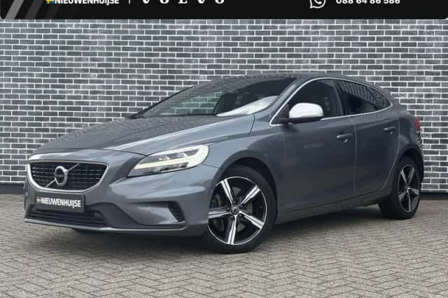 Volvo V40 (2019) thumbnail 1