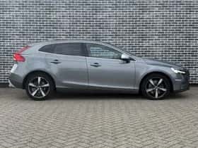 Volvo V40 thumbnail 6