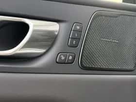Volvo XC60 thumbnail 18