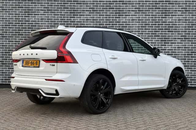 Volvo XC60 (2025) thumbnail 5