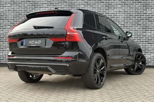 Volvo XC60 (2024) thumbnail 3