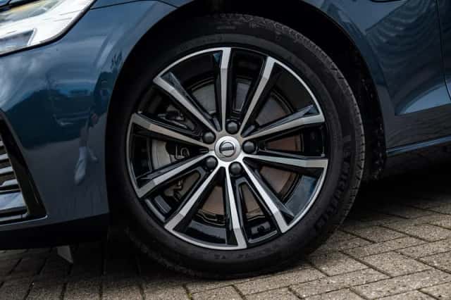 Volvo V60 (2025) thumbnail 6