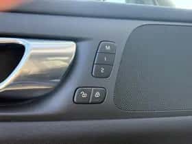 Volvo V60 thumbnail 19