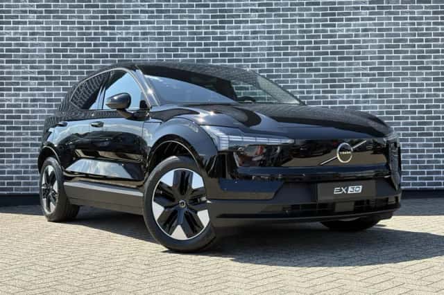 Volvo EX30 (2026) thumbnail 3
