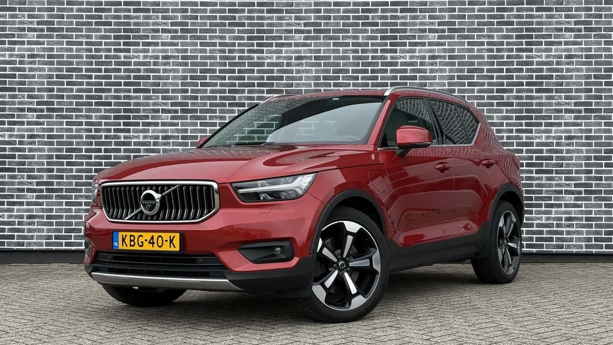 Volvo XC40 — foto 1