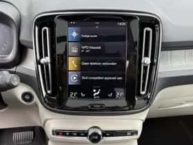 Volvo XC40 thumbnail 11