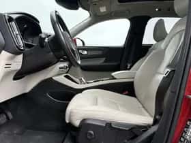 Volvo XC40 thumbnail 7