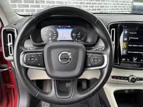 Volvo XC40 thumbnail 10