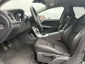 Volvo V60 (2016) thumbnail 8