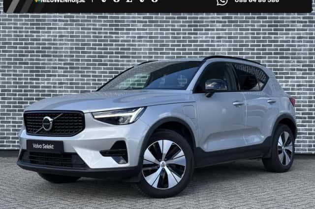 Volvo XC40 (2023) thumbnail 1