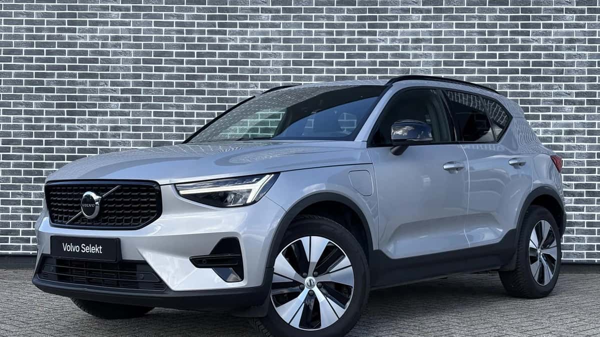 Volvo XC40 — foto 1