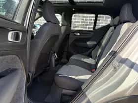 Volvo XC40 thumbnail 11
