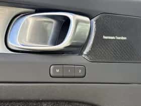 Volvo XC40 thumbnail 17