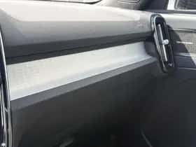 Volvo XC40 thumbnail 21