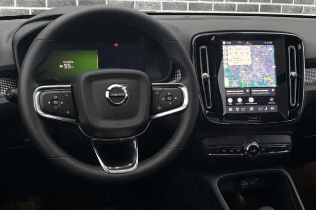 Volvo EX40 (2026) thumbnail 2