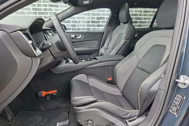 Volvo V60 (2026) thumbnail 2