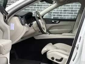 Volvo XC60 thumbnail 13