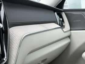 Volvo XC60 thumbnail 19