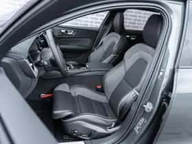 Volvo V60 thumbnail 2