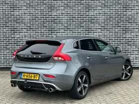 Volvo V40 (2020) thumbnail 4
