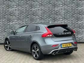 Volvo V40 (2020) thumbnail 5