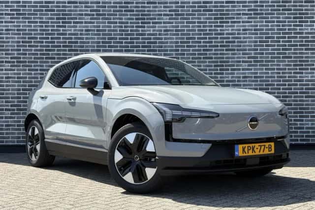 Volvo EX30 (2026) thumbnail 3