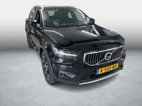 Volvo XC40 thumbnail 3