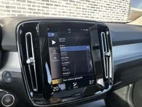 Volvo XC40 thumbnail 18
