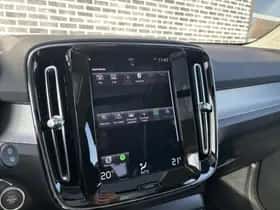 Volvo XC40 thumbnail 21