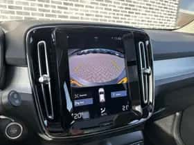 Volvo XC40 thumbnail 23