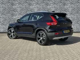 Volvo XC40 thumbnail 6