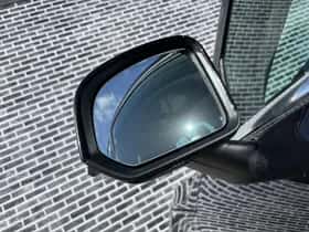 Volvo XC40 thumbnail 7