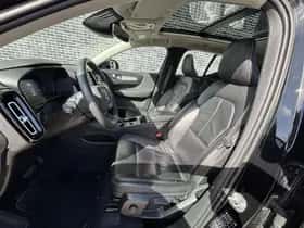 Volvo XC40 thumbnail 9
