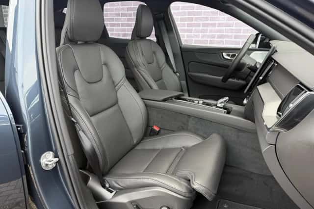 Volvo XC60 (2026) thumbnail 4